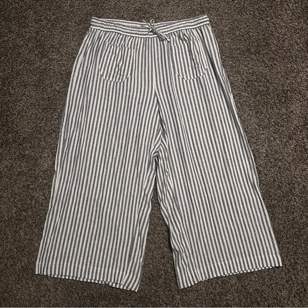 DIP Women’s CROP Wide-leg XL Pants All Over Striped Pattern